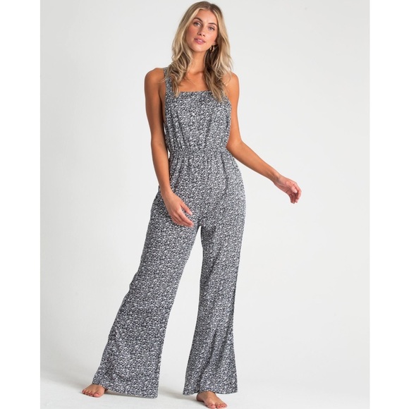 🔥🔥BILLABONG - MEADOW JUMPSUIT🔥🔥 - Picture 2 of 8